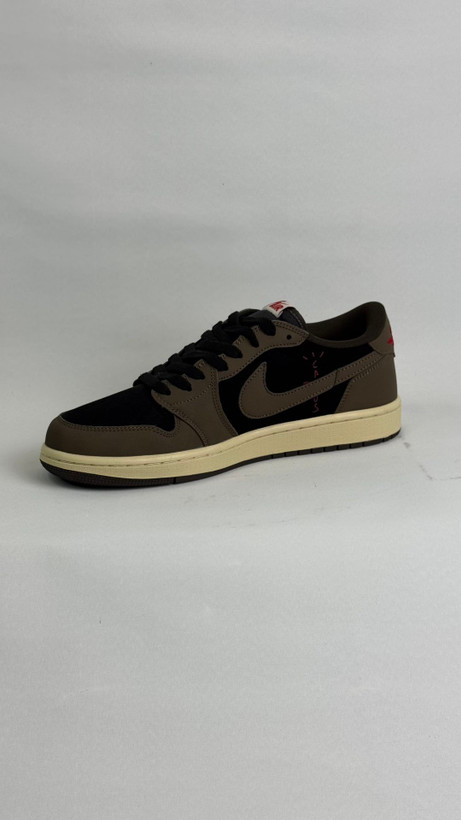 کتونی نایک :مدل تراویس موکا Nike x Travis Scott Air Jordan 1 Retro High OG "Mocha" محصول :ویتنام