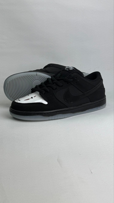 کتونی نایک:نایکی اسبی دانک لو نو فیس Nike SB Dunk Low No Face