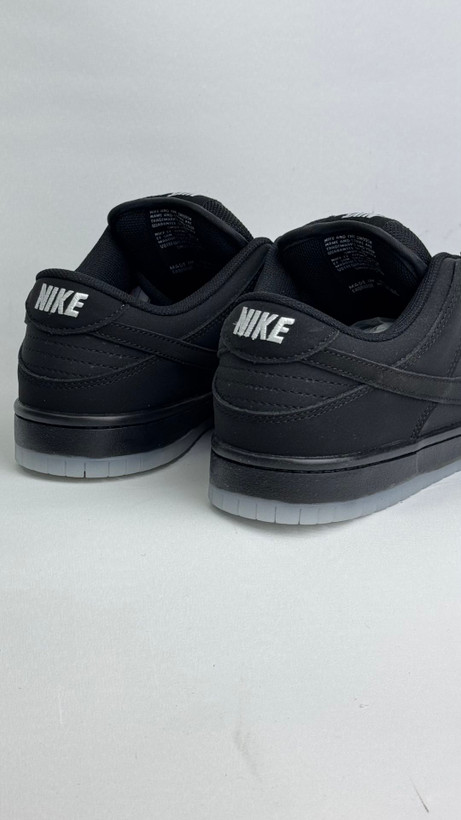 کتونی نایک:نایکی اسبی دانک لو نو فیس Nike SB Dunk Low No Face