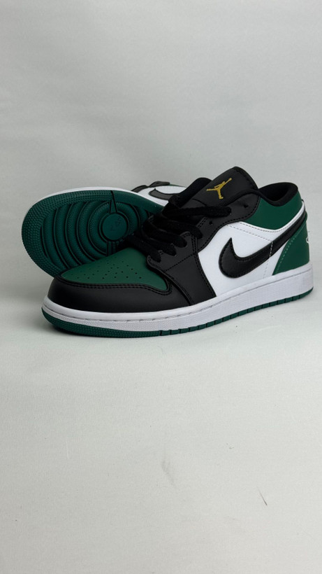 کتونی نایک:نایک ایر جردن ۱ بدون ساق سبز تو. Air Jordan 1 Low Green Toe محصول ویتنام