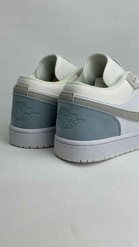 کتونی نایک: نایکی ایر جردن ۱ لو "نوترال گری Air Jordan 1 Low "Neutral Greyمحصول :ویتنام