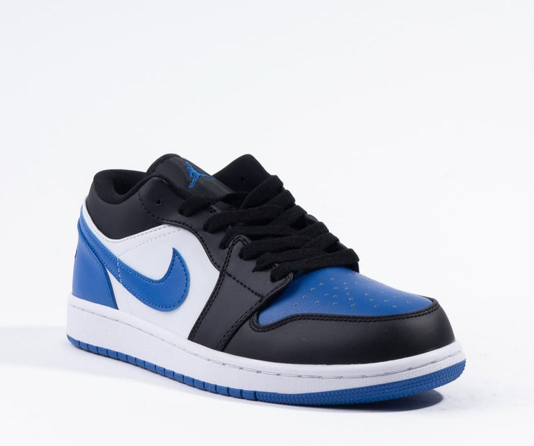 کتونی نایکی : نایک ایر جردن ۱ بدون ساق آبی تو : Air Jordan 1 Low "Royal Toe"، Jordan 1 Low Black Royal Toe محصول :ویتنام
