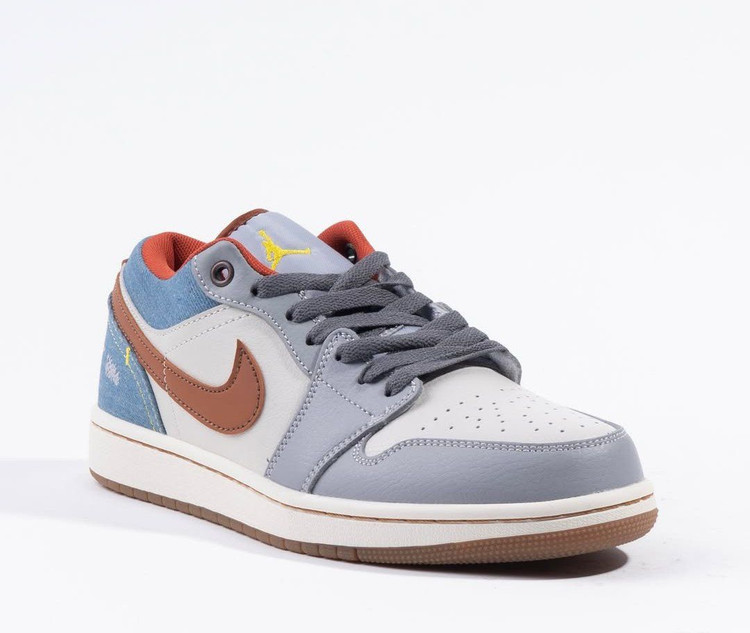 کتونی نایکی :مدل ایر جردن ۱ لو فانتوم دنیم : Air Jordan 1 Low Phantom Denim محصول :ویتنام