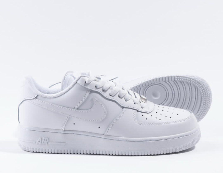 کونی نایک :مدل نایکی ایر فورس وان :Nike Air Force 1 محصول : ویتنام