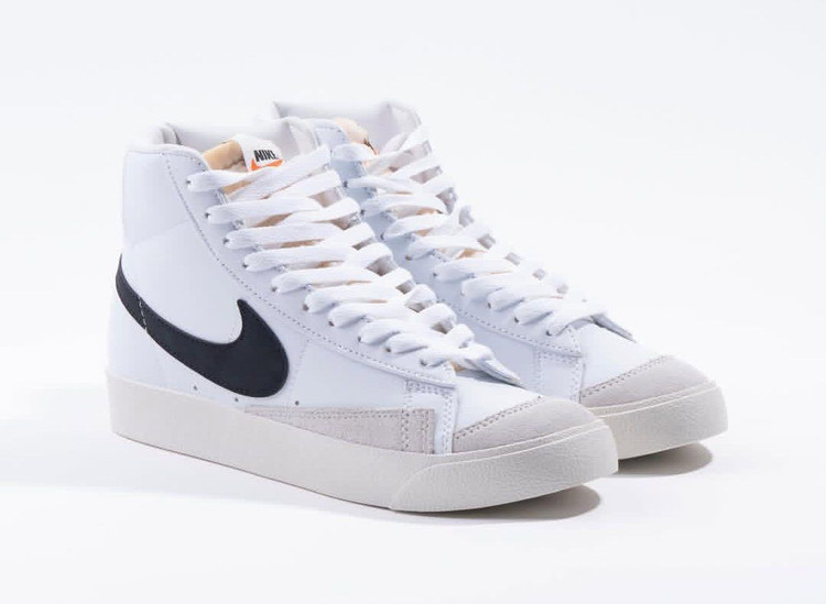کتونی نایک :مدل نایک بلیزر مید 77 وینتیج : Nike Blazer Mid '77 Vintageمحصول :ویتنام