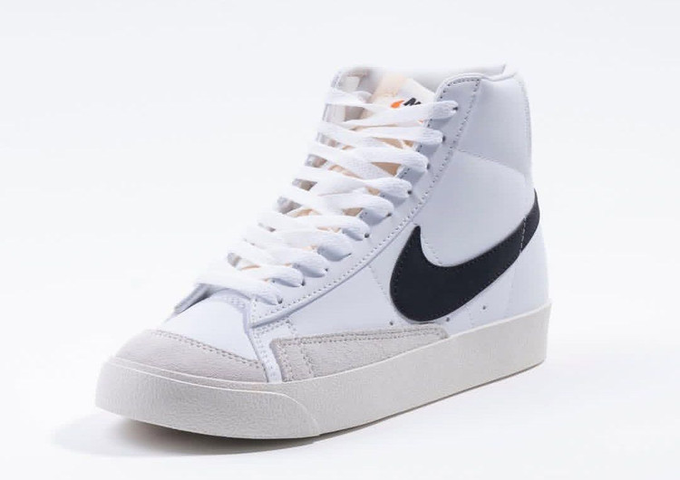کتونی نایک :مدل نایک بلیزر مید 77 وینتیج : Nike Blazer Mid '77 Vintageمحصول :ویتنام