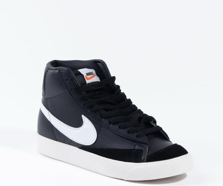 کتونی نایک :مدل نایک بلیزر مید 77 وینتیج : Nike Blazer Mid '77 Vintageمحصول :ویتنام
