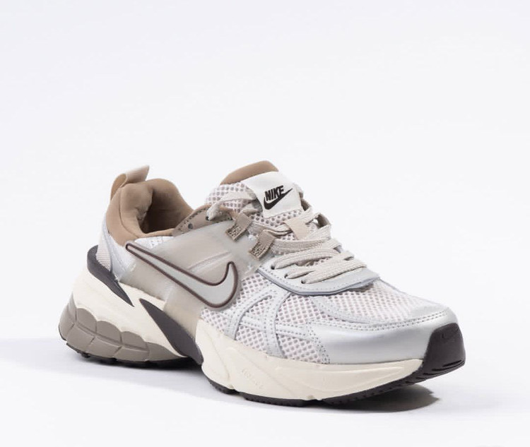 کتونی نایک : مدل نایک V2K Run : Nike V2K Run محصول : ویتنام
