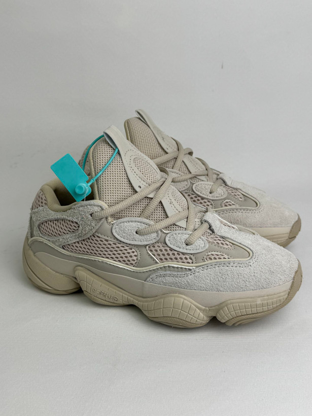 کتونی آدیداس : مدل آدیداس ایزی 500 : Adidas Yeezy 500 محصول :ویتنام