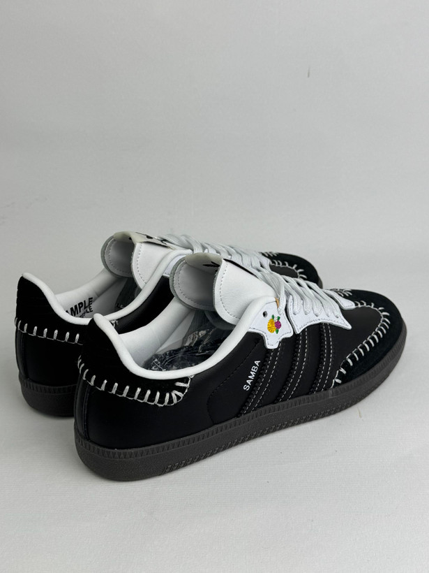 کتونی آدیداس : مدل آدیداس سامبا او.جی. "روز مردگان" Adidas Samba OG 'Día de Muertos' محصول : ویتنام