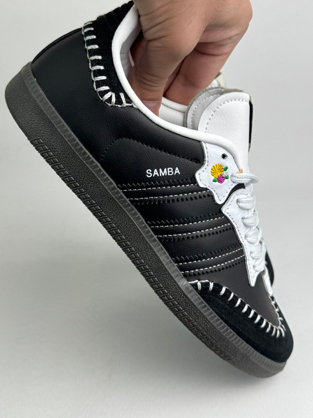 کتونی آدیداس : مدل آدیداس سامبا او.جی. "روز مردگان" Adidas Samba OG 'Día de Muertos' محصول : ویتنام