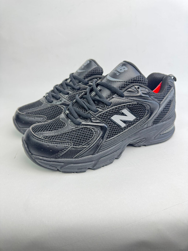 کتونی : نیوبالانس ۵۳۰ New Balance 530 sneakers محصول: ویتنام