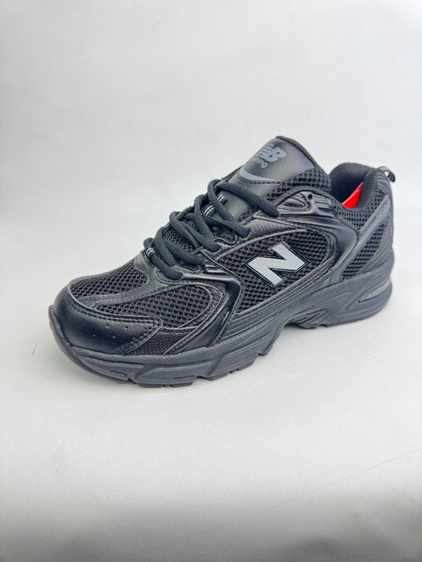 کتونی : نیوبالانس ۵۳۰ New Balance 530 sneakers محصول: ویتنام