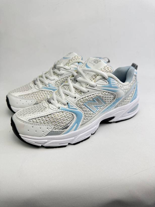 کتونی: نیوبالانس ۵۳۰ New Balance 530 sneakers محصول : ویتنام