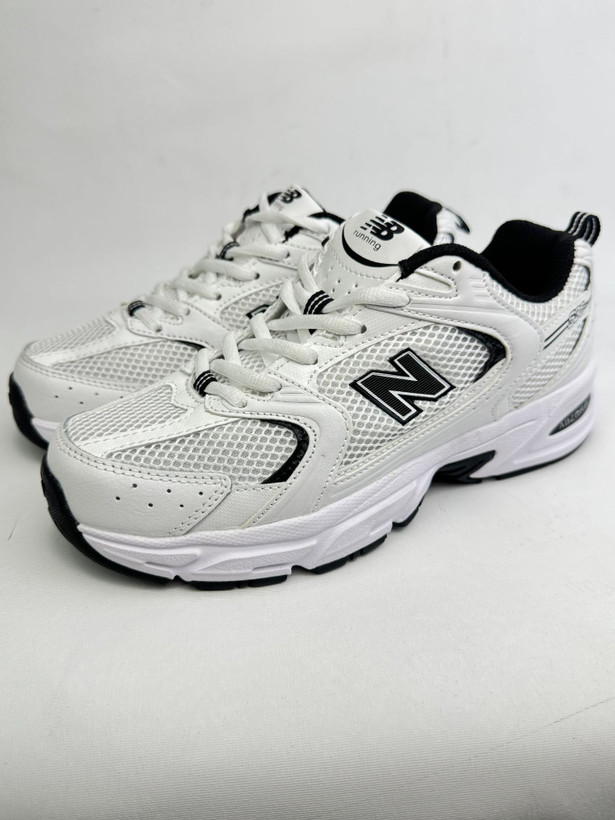 کتونی : نیوبالانس ۵۳۰ New Balance 530 sneakers محصول:ویتنام