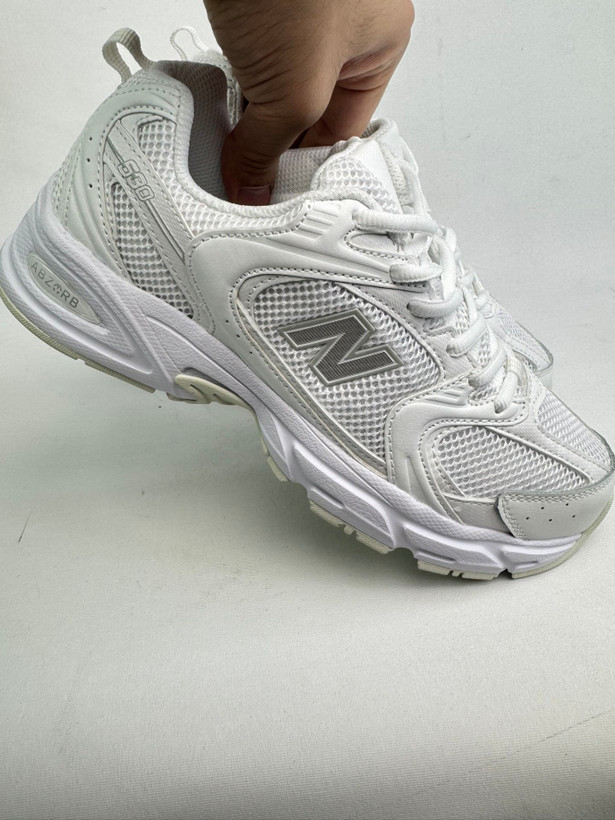 کتونی : نیوبالانس ۵۳۰ New Balance 530 sneakers محصول : ویتنام