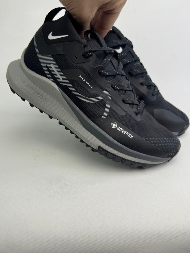 کتونی : نایک ریاکت پگاسوس تریل ۴ گورتکس (Nike React Pegasus Trail 4 GORE-TEX) محصول : ویتنام