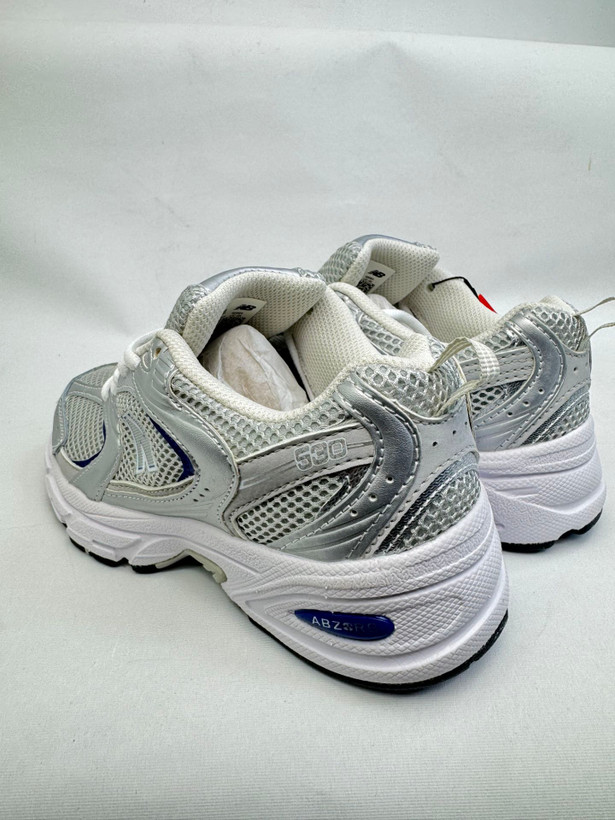 کتونی : نیوبالانس ۵۳۰ New Balance 530 Sneaker محصول : ویتنام