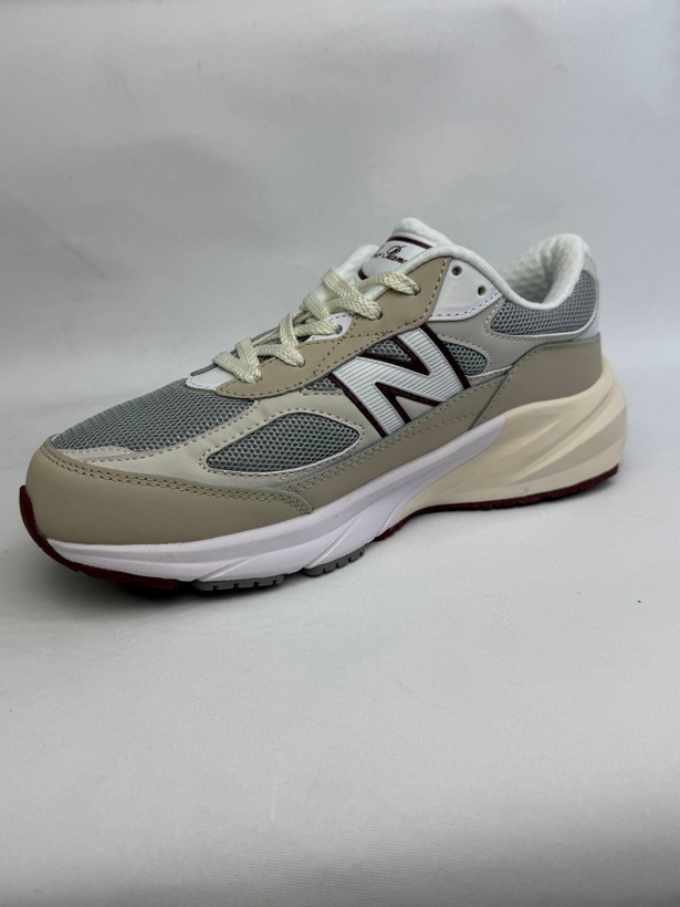 کتونی: بالانس 990v6 New Balance 990v6 محصول : ویتنام