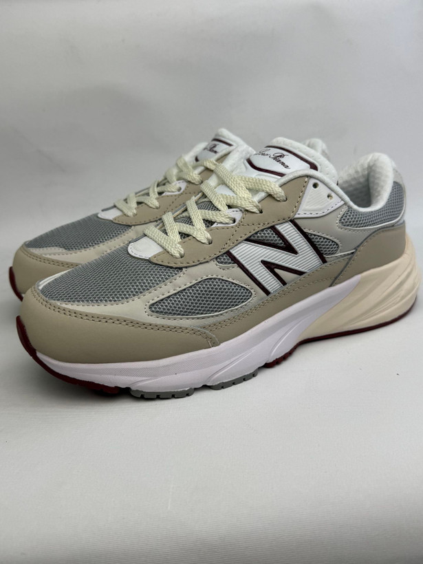 کتونی: بالانس 990v6 New Balance 990v6 محصول : ویتنام