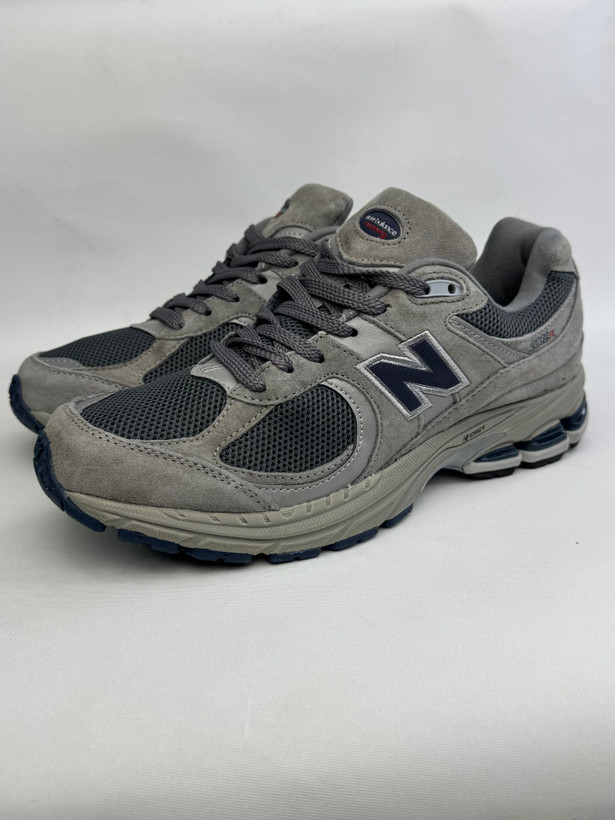 کتونی:بالانس 2002R New Balance 2002R محصول:ویتنام