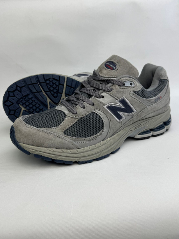 کتونی:بالانس 2002R New Balance 2002R محصول:ویتنام
