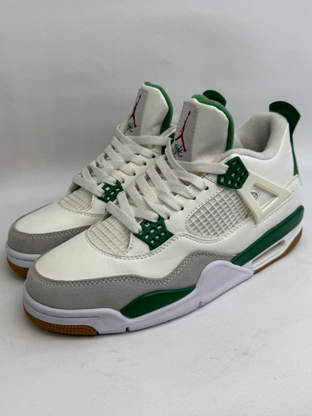کتونی: ایر جردن 4 رترو اسبی پاین گرین Air Jordan 4 Retro SB Pine Green محصول : ویتنام