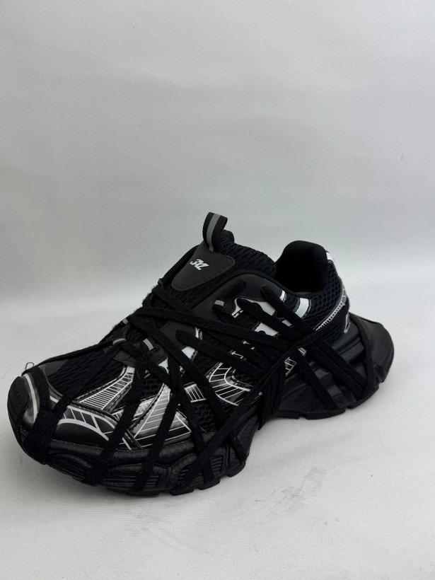 کتونی: بالنسیاگا 3XL بنددار Balenciaga 3XL Extreme Lace Sneakers محصول : ویتنام