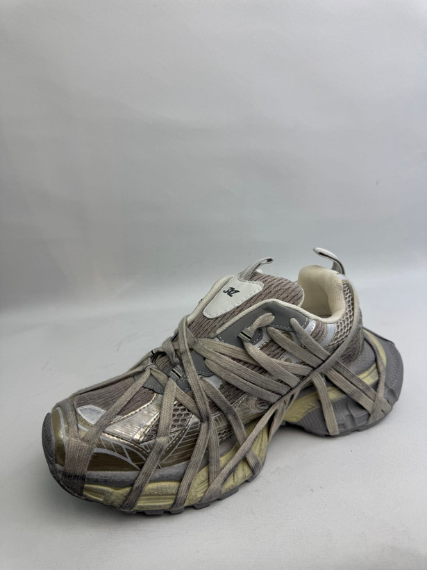 کتونی : بالنسیاگا 3XL اسپایدر Balenciaga 3XL Extreme Lace Sneakers محصول : ویتنام