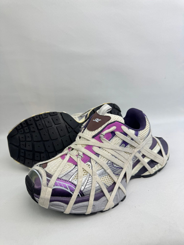 کتونی: بالنسیاگا 3XL اسپایدر Balenciaga 3XL Extreme Lace Sneakers محصول : ویتنام