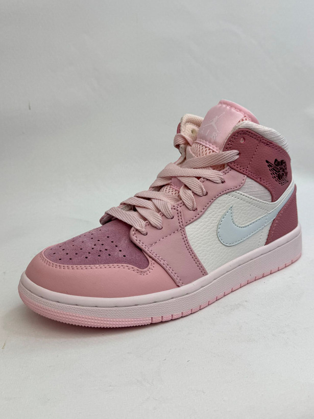 کتونی : نایک ایر جردن ۱ مید دیجیتال پینک Nike Air Jordan 1 Mid Digital Pink محصول : ویتنام