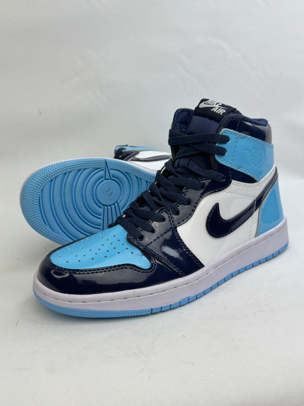 کتونی : ایر جردن ۱ های او جی بلو چیل Air Jordan 1 High OG Blue Chill محصول : ویتنام