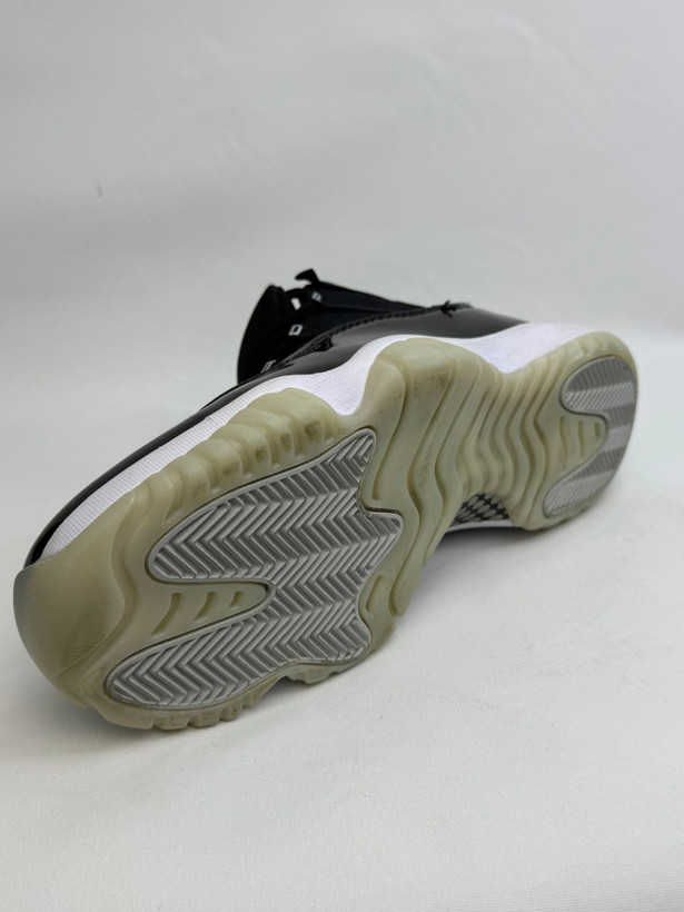 کتونی : نایک ایر جردن 11 رترو کول گری Nike Air Jordan 11 Retro Cool Grey محصول : ویتنام