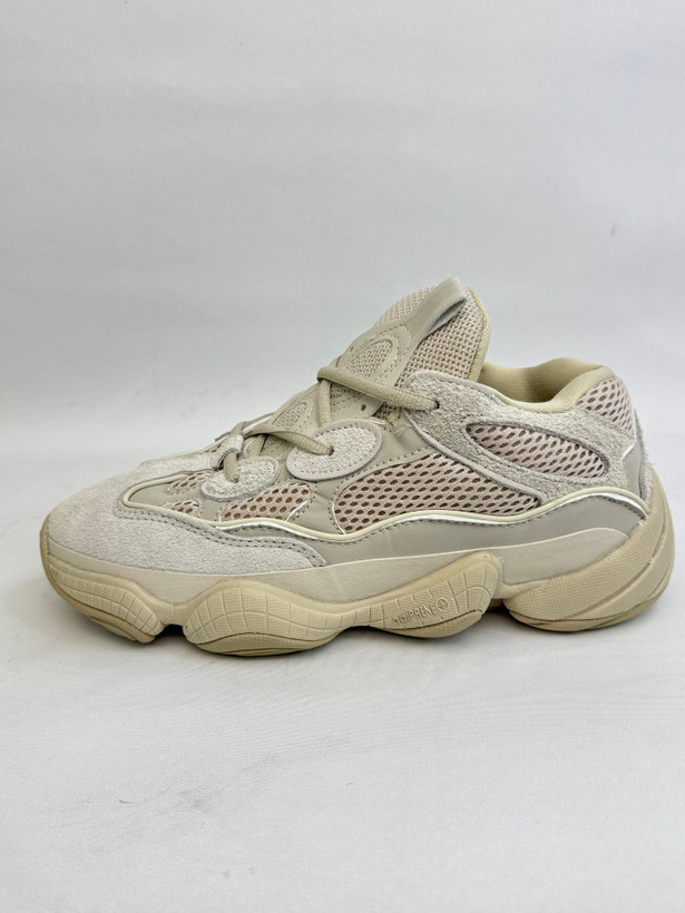 کتونی آدیداس : مدل آدیداس ایزی 500 : Adidas Yeezy 500 محصول :ویتنام