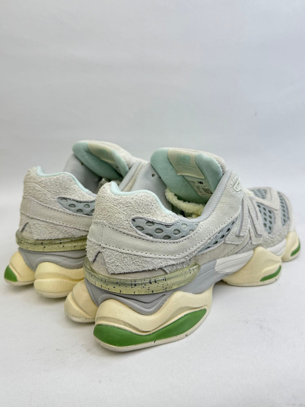 کتونی:نیو بالانس 9060 بریکس اند وود New Balance 9060 Bricks And Wood محصول: ویتنام