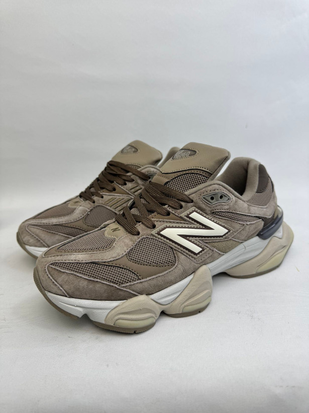 کتونی : نیو بالانس 9060 رنگ قهوهای قارچی New Balance 9060 Mushroom Brown محصول : ویتنام
