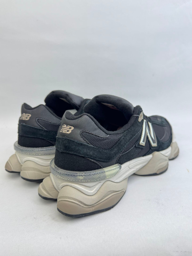 کتونی :نیوبالانس ۹۰۶۰ New Balance 9060 محصول : ویتنام