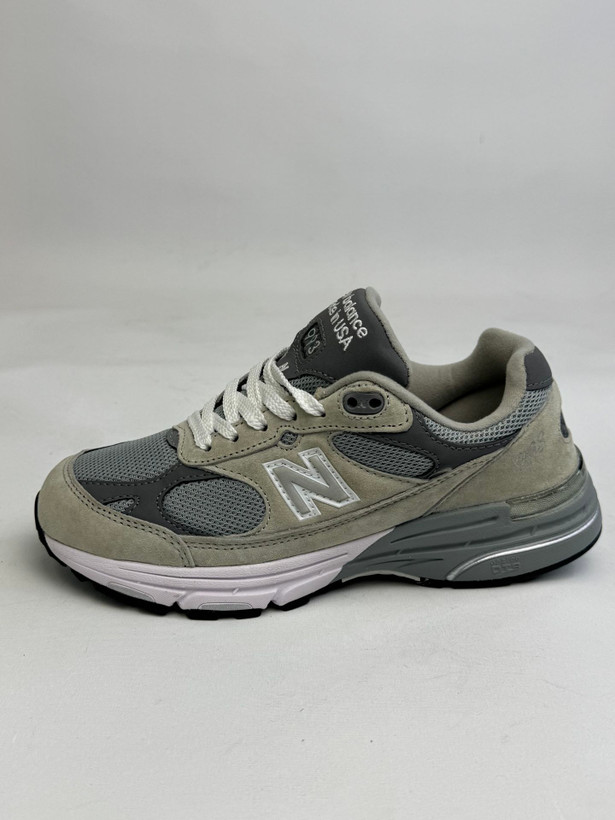 کتونی: نیو بالانس ۹۹۳ New Balance 993 محصول : ویتنام