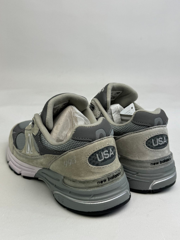 کتونی: نیو بالانس ۹۹۳ New Balance 993 محصول : ویتنام