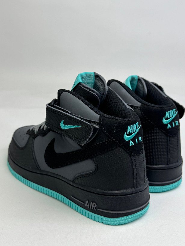 کتونی : نایکی ایر فورس ۱ مید Nike Air Force 1 Mid محصول : ویتنام