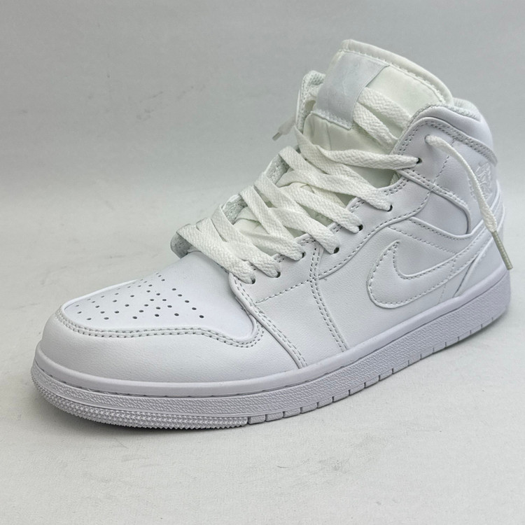 کتونی : ایر جردن ۱ ساقدار سفید Air Jordan 1 Mid White محصول : ویتنام