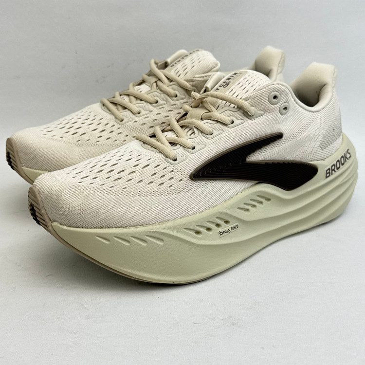 کتونی : بروکس گلیسرین مکس Brooks Glycerin Max mens Sneaker محصول : ویتنام