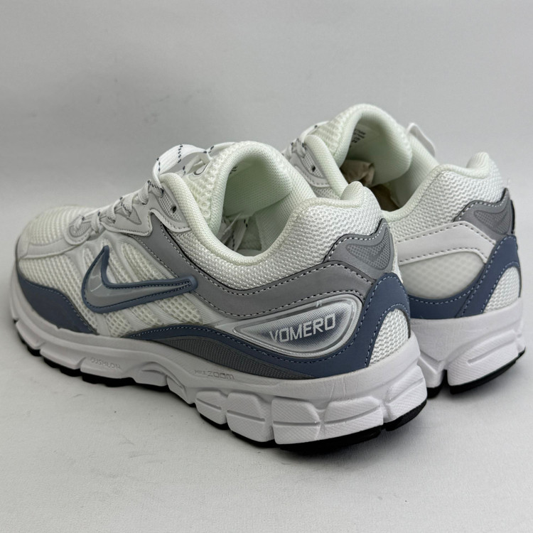 کتونی : نایکی وومرو ۵ Nike Vomero 5 محصول: ویتنام