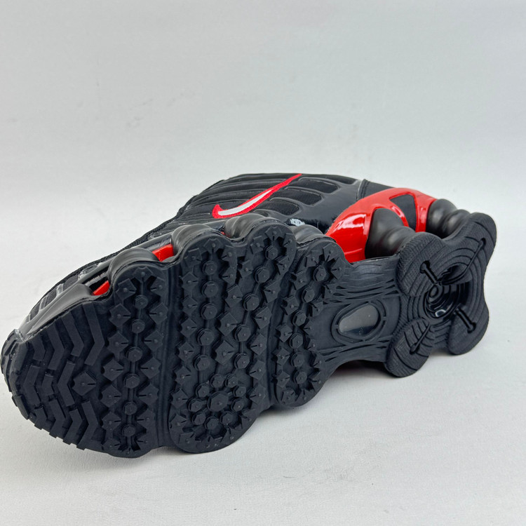 کتونی: نایکی شاکس تیاِل Nike Shox TL محصول : ویتنام