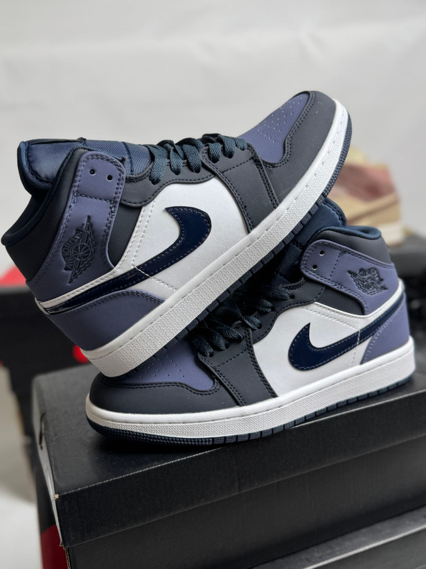 کتونی نایک ایر جردن ۱ مید «ابسیدین سندد پرپل» : Nike Air Jordan 1 Mid 'Obsidian Sanded Purple' محصول ویتنام