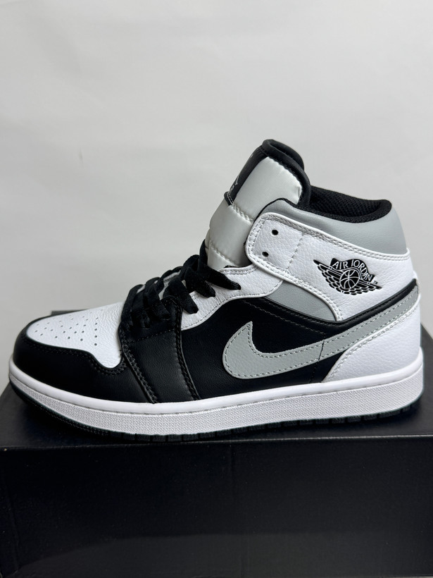 کتونی ایر جردن ۱ مید «وایت شادو» Air Jordan 1 Mid "White Shadow