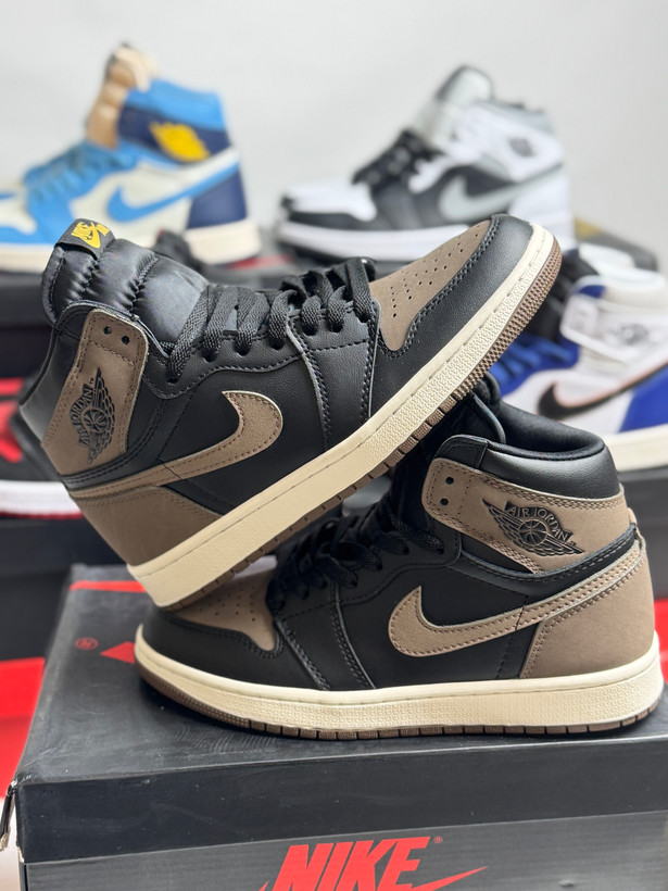 کتونی ایر جردن ۱ ریترو های او جی «پالومینو» Air Jordan 1 Retro High OG "Palomino"