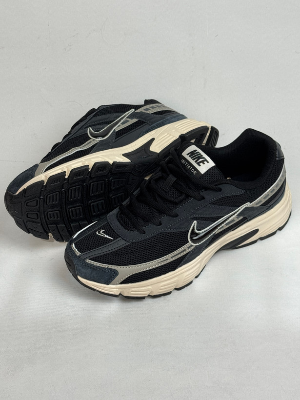 کتونی نایک اینیشییتور «دودی»Nike Initiator 'Black Metallic Silver'