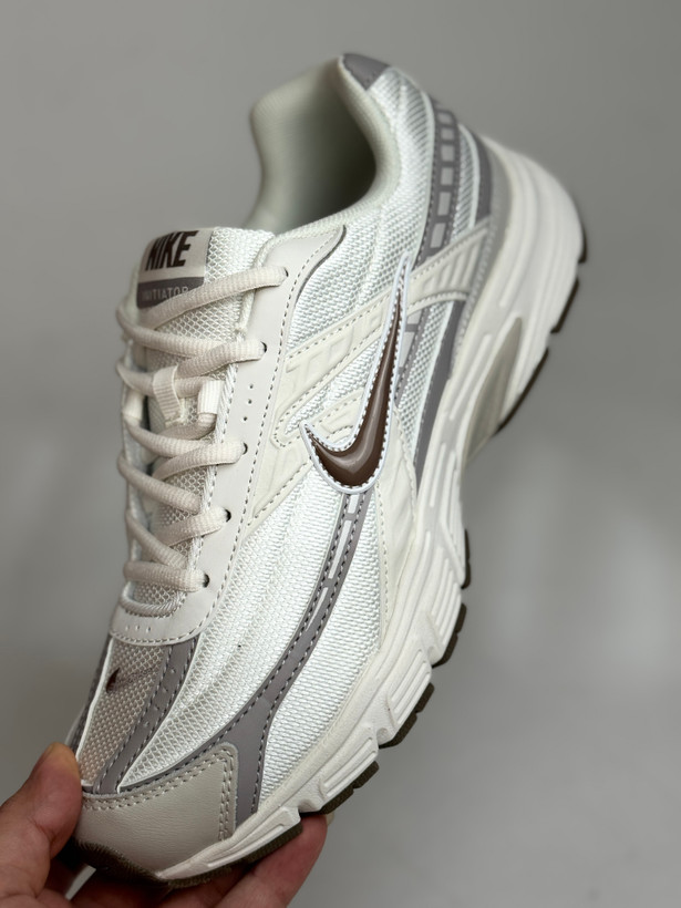 کتونی نایک اینیشییتور سفید متالیک نقرهایNike Initiator 'White Metallic