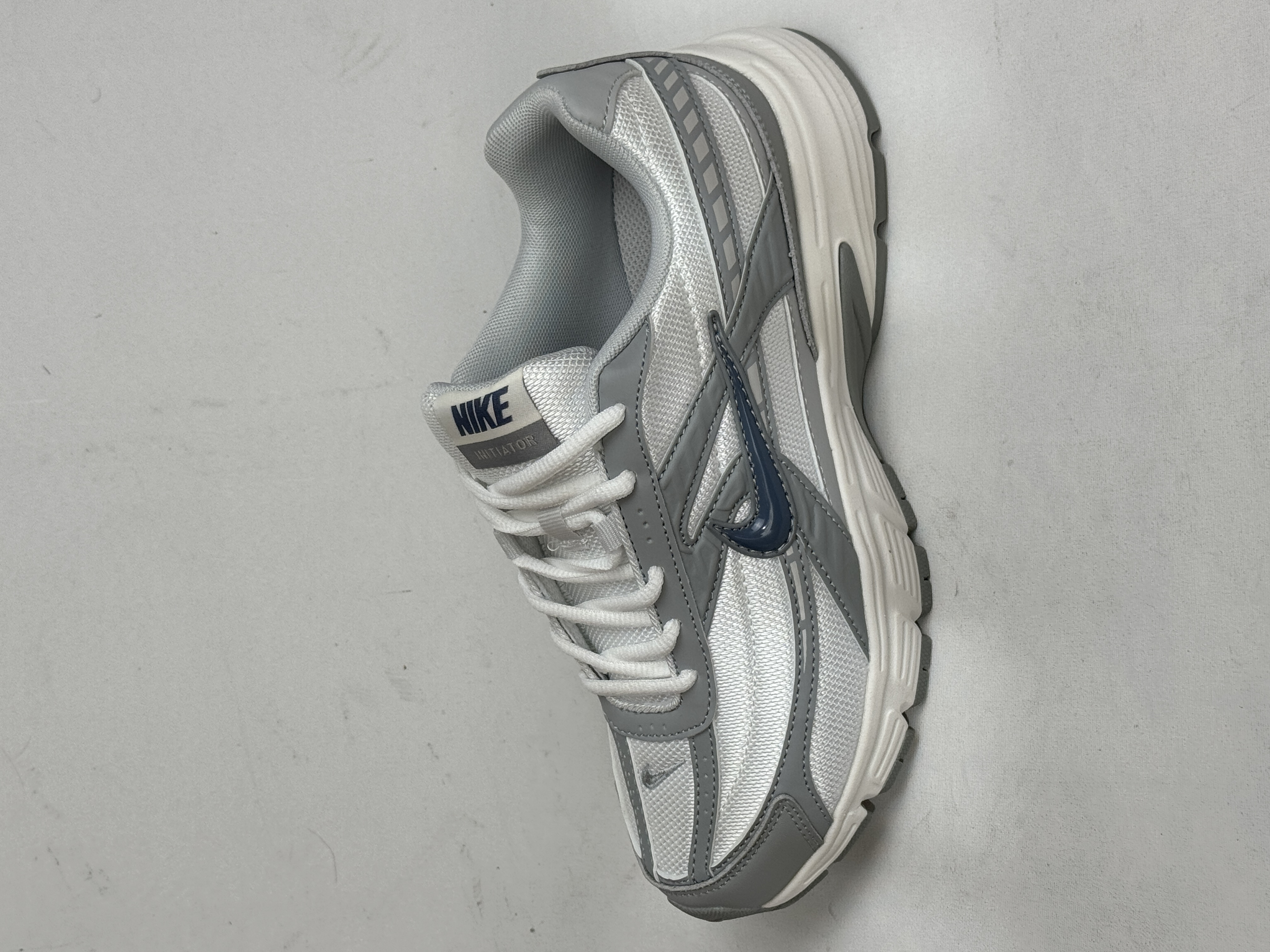 کتونی نایک اینیشیییتر Nike Initiator